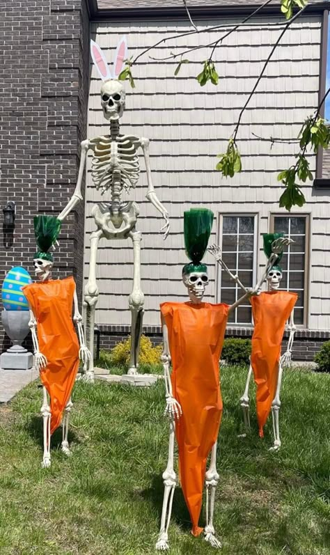 12 Foot Skeleton Ideas, 12 Ft Skeleton Ideas, Skelton Ideas, Yard Skeletons, 12ft Skeleton, 12 Ft Skeleton, 12 Foot Skeleton, Big Skeleton, Halloween Chandelier