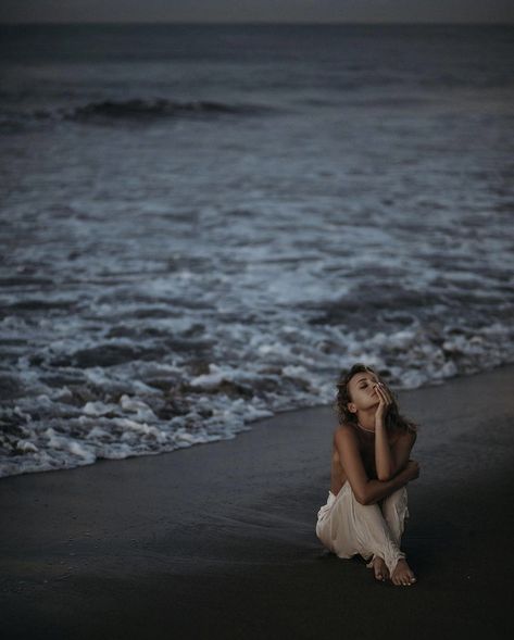 Feminine Beach Photoshoot, Beach Female Photoshoot, Wet Hair Beach Photoshoot, Aesthetic Beach Portrait, Rosemary Beach Photoshoot, Edgy Beach Photoshoot, Beach Rocks Photoshoot, Dark Beach Photoshoot, Moody Beach Aesthetic