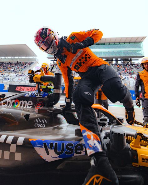 Appreciation for this photo. 📸👏 #DrivenByChange #JapaneseGP | Instagram Japanese Grand Prix, Michael Schumacher, Lando Norris, F1 Drivers, Formula One, Enjoy Life, Grand Prix, Formula 1, Motorsport