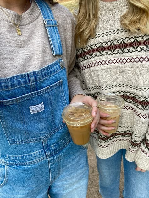 Spring Tennessee Outfits, Fall Overalls Outfit, Cold Weather Fits, Fall Fit, Cold Outfits, Fire Fits, Fall 24, Granola Girl, Fall Fits