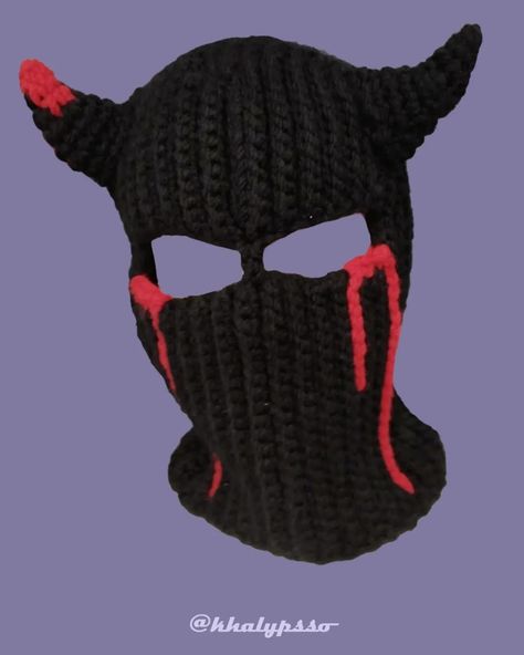 Handmade devil balaclava. Ig: @ khalypsso Balaclava Pattern Free, Crochet Balaclava Pattern Free, Crochet Balaclava Pattern, Balaclava Pattern, Balaclava Crochet, Crochet Balaclava, Crochet Black, Devil Horns, Pattern Free