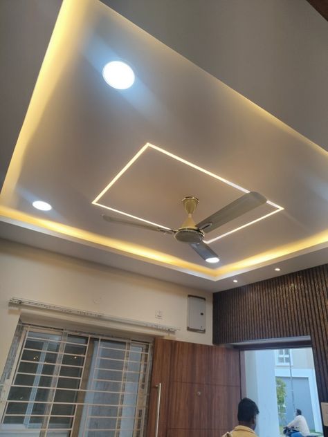 Profile light design Seling Design For Bedroom, Bedroom Profile Light Ceiling, Celing Roof Design For Bedroom, Simple Arch Design For Hall, Pop Profile Light Design, Profile Light Design, Celing Roof Design, House Pop Design For Hall, Profile Light Ceiling Design