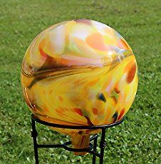 Bowling Ball Crafts, Bowling Ball Garden, Fun Garden Art, Bowling Ball Yard Art, Bowling Ball Art, Gazing Balls, Gazing Globe, Yard Art Crafts, Garden Globes