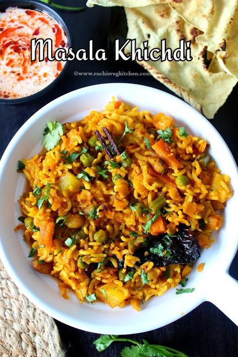 Masala Khichdi Recipe, Masala Khichdi, Dal Khichdi, Khichdi Recipe, Raw Peanuts, Healthy Rice, Chilli Paste, Clarified Butter, Coriander Powder