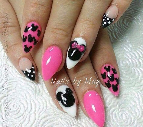 Nails Design Disney, Acrilyc Nails, World Nails, Disney World Nails, Minnie Nails, Disney Halloween Nails, Frozen Nails, Mouse Nails, Disney Nail Designs