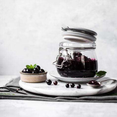 Blackcurrant Jelly, Jar Of Jam, Sloe Gin, Jelly Recipes, Jam Jar, Recipe Steps, Jam Recipes, Relish, Chutney