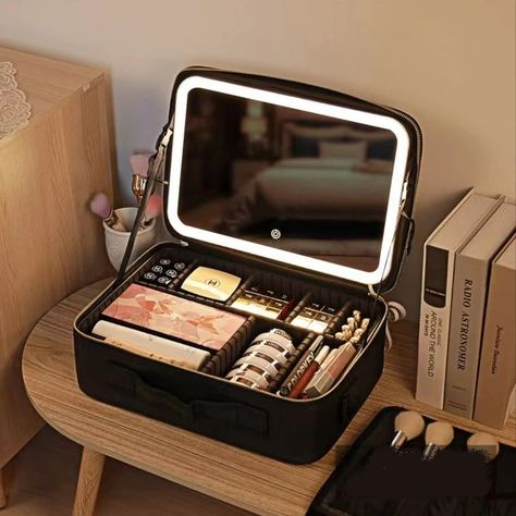 Perfect travel makeup bag- 3 Colors Modes, Portable Cosmetics Organizer with Adjustable Dividers Compartment, Light Up Vanity Case, Makeup Storage and water resistant for Women with Makeup Accessories #makeup #vanity #ledlight #travelbag #travelmakeupbag #ledmirror Camp Cookware, Cosmetic Organiser, Alat Makeup, Sophia Dress, Leather Toiletry Bag, Flawless Makeup Application, Makeup Bag Organization, Women Cosmetics, Makeup Box