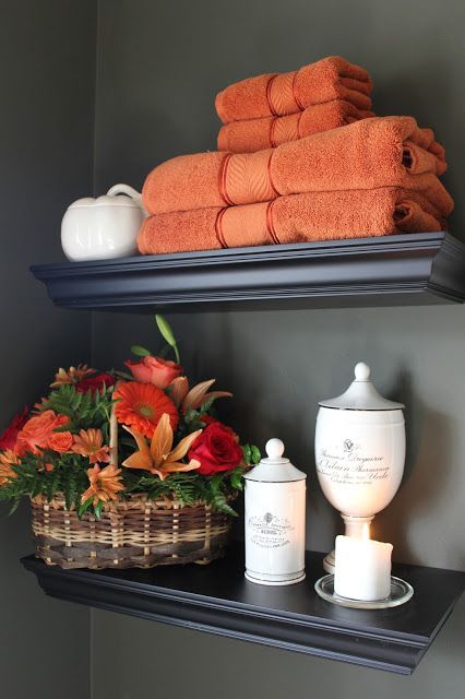 Powder Room Essentials, Burnt Orange Bathroom, Autumn Bathroom Decor, Fall Bathroom Decor Ideas, Yellow Cape Cod, Orange Bathroom Decor, Purple Paint Colors, Fall Bathroom Decor, Orange Towels