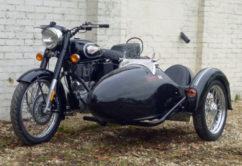 Royal Enfield Sidecars - Watsonian Sidecars Side Car Motorcycle, Road 96, Urban Fantasy Art, Royal Enfield Classic 500, Bike With Sidecar, Ducati Monster Custom, Moto Wallpapers, Enfield Bike, Womens Motorcycle Helmets