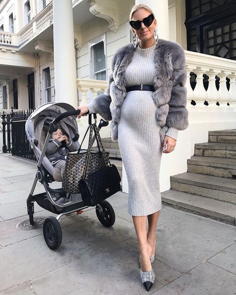 stylish maternity | dress the bump Bump Style Winter, Tall Maternity Clothes, Pregnant Outfit, Pregnancy Fashion Winter, Winter Maternity Outfits, Baby Bump Style, Preggo Fashion, Maternity Chic, Cute Maternity Outfits