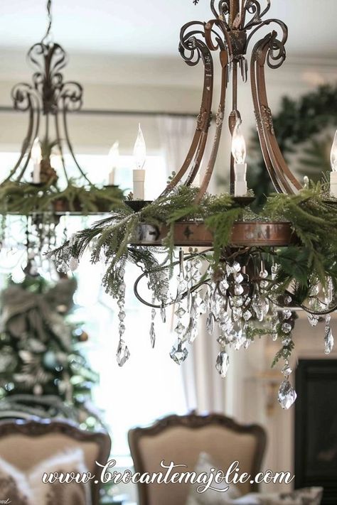 Modern French Christmas Decor, Bird Cage Christmas Decor Ideas, French Farmhouse Christmas Decor, French European Decor, 2024 Christmas Decor, French Country Mantle Decor, French Christmas Decorations, Parisian Christmas Decor, Chandelier Christmas Decorations