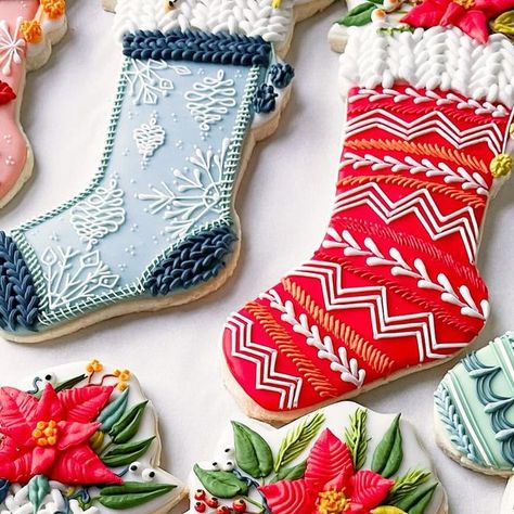 Abby Tucker on Instagram: "Christmas stockings ✨ Opening stockings is one of my favorite parts of Christmas 🥲 ❄️" Santa Boot Cookie Decorated, Stockings Cookies Decorated, Christmas Stocking Cookies Royal Icing, Stocking Royal Icing Cookies, Stocking Cookies Decorated, Stocking Cookies, Christmas Decorated Sugar Cookies, Christmas Cookie Designs, Christmas Stocking Cookies