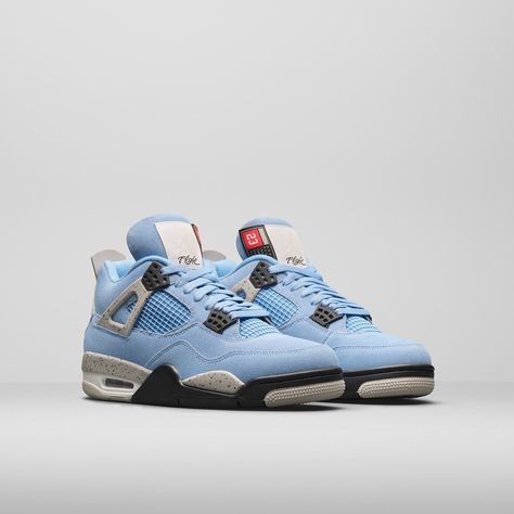 Air Jordan 4 University Blue, Retro Jordan Shoes, Jordan 4 University Blue, Baskets Jordans, Sneakers Nike Jordan, Jordan Shoes For Men, Alien Drawings, Jordan Shoes Girls, Jordan 4s