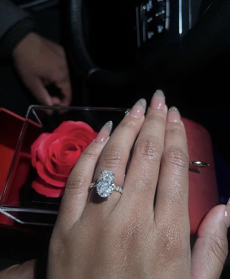 Diamond Engagement Rings Aesthetic, Expensive Rings Engagement, Rings Engagement Black Women, Marriage Ring Black Women, Wedding Ring Black Women, Luxury Rings With Vvs Clarity For Proposal, Engagement Rings Expensive, Black Woman Wedding Ring Aesthetic, Engagement Ring Aesthetic