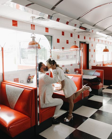 Retro Diner Wedding, Diner Engagement Photoshoot, 50s Diner Photoshoot, Retro Diner Photoshoot, Diner Theme Party, Dinner Booth, Diner Engagement Photos, Diner Photoshoot, Diner Booth