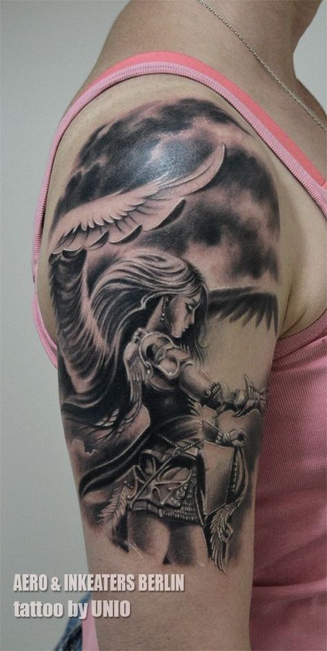 Female Angel Warrior, Warrior Tattoo Design, Angel Warrior Tattoo, Angel Tattoo For Women, Guardian Angel Tattoo Designs, Phoenix Tattoo Feminine, Female Angel, Valkyrie Tattoo, Muster Tattoos