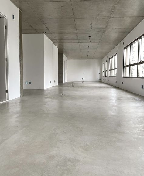 Exposed Concrete Floor, Concrete Floors Office, Concrete Floor Office, Office Concrete Floor, Concrete Office Interior, Exposed Concrete Ceiling, Exposed Concrete Interior, White Concrete Floors, Brutalism Interior