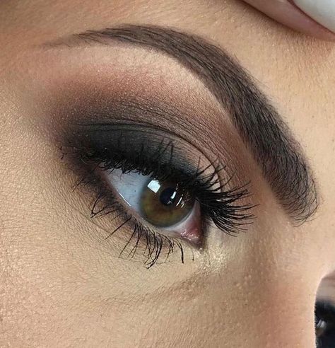 Make Up For Hazel Eyes Dark Hair, Eyes Dark, Prom Makeup Looks, Style Watch, Beauty Eyes, Hazel Eyes, Prom Makeup, Dark Hair, Fashion Watches