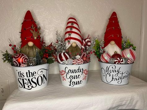 Gnomes Made Out Of Tide Pod Containers, Gnome Basket, Christmas Gnome Centerpiece Ideas, Diy Gnomes Tide Pod Container, Christmas Gnome Centerpiece, Laundry Pod Container Gnome, Gnome Jar Topper, Christmas Knomes, Handmade Christmas Crafts