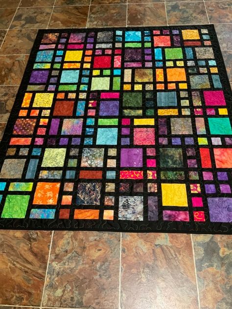 Stained Glass Quilts Batik, Stained Glass Patchwork, Stained Glass Window Quilt, Stained Glass Quilt Blocks, Stained Glass Quilts Ideas, Stained Glass Quilt Patterns Free, Watercolour Quilts, Stained Glass Quilts, Stained Glass Quilt Pattern