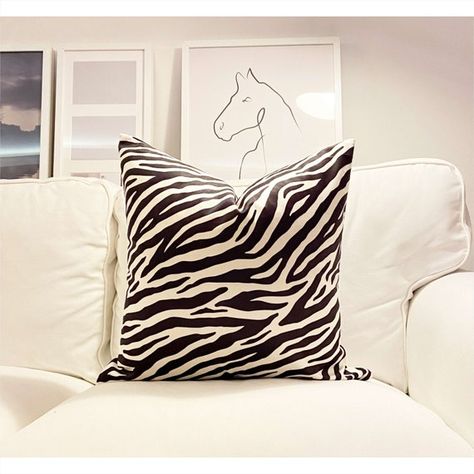 Zebra Print Cushion Covers Zebra Stripe Pillow 18x18 Velvet - Etsy Canada Sewing Pillow Covers, Pillows On Couch, Green Pillow Covers, Cowhide Pillows, Velvet Throw Pillow, Silk Velvet Fabric, Luxury Pillows, Coverlet Bedding, Zebra Pattern