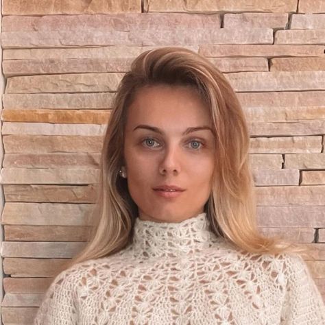 Lace Sweater Crochet, Instagram Pattern, Sweater Crochet, Lace Sweater, Sweater Crochet Pattern, Work Tops, Top Down, Crochet Hook, Clothes Line