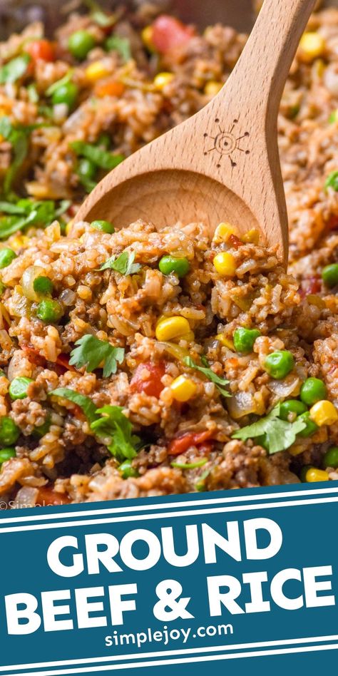 Tex Mex Ground Beef and Rice is a simple one pot dinner that is perfect for feeding a hungry family. This great dinner recipe comes together with simple ingredients and is something you are bound to love. Simple Ground Beef Recipes, Korean Meals, Ground Beef And Rice, Ground Beef Rice, Great Dinner Recipes, Slow Cooker Casserole, Fast Meals, Rice Recipes For Dinner, One Pot Dinner