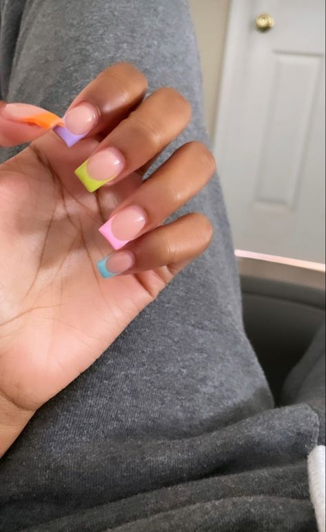 Short Different Color French Tip Nails, Short Square Acrylic Nails Colorful, Colors To Get Your Nails Done, Multicolor Nails Acrylic, Multi Color Short Nails, Colorful French Tip Acrylic Nails, Rainbow French Tip Nails Square, Short Nail Colorful French Tip, French Tip Different Colors