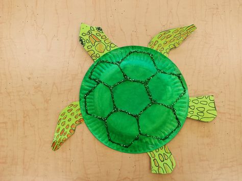 Paper Plate Turtle, Sea Turtle Craft, Seahorse Crafts, Sea Animal Crafts, Under The Sea Crafts, Turtle Crafts, Camp Activities, Sea Crafts, Ocean Crafts