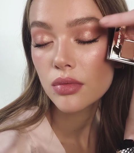 Light Nude Makeup, Make Up Sposa, Maquillage On Fleek, Romantic Makeup, Going Out Makeup, Soft Makeup Looks, Bridal Makeup Looks, Glamour Makeup, Makeup Looks Tutorial