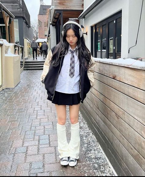 Outfit Ideas For Winter, Trendy Outfit Ideas, Downtown Outfits, Uni Outfits, School Looks, Looks Street Style, Trendy Outfit, Swaggy Outfits, Mode Inspo