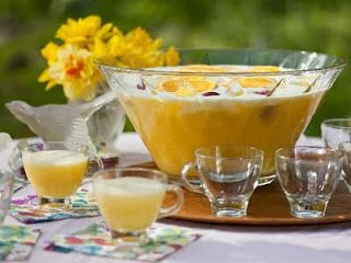 Sunrise Punch, Superbowl Cocktails, Alcohol Treats, Bridal Shower Punch, Fresh Fruit Juice, Summertime Drinks, Punch Recipe, Beverage Recipes, Light Rum