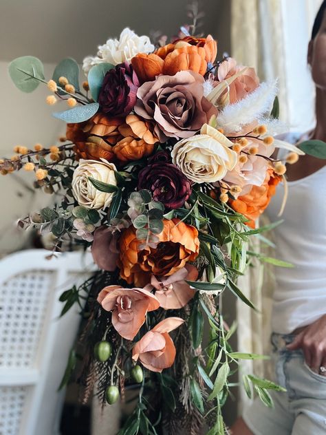 Burgundy Garden, Cascade Bridal Bouquet, Rose Gold Bouquet, Orange Wedding Bouquet, Cascading Bridal Bouquets, Color Terracota, Cascading Wedding Bouquets, Bridal Bouquet Fall, Peony Wedding