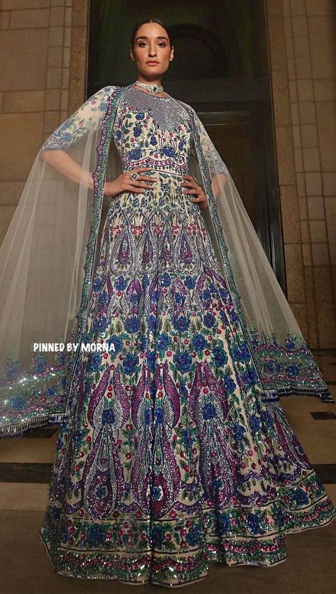 Manish Malhotra - India 🇮🇳 Manish Malhotra, Manish, Indian Fashion Dresses, Bridal Wear, Paisley Print, Indian Fashion, Lehenga, Dress Skirt, Paisley