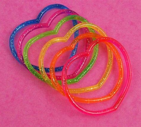 These Heart shaped glitter jelly bracelets could be found at most dime stores or vending machines for a quarter.   G;) Jelly Bracelets, Kidcore Aesthetic, Nostalgia Core, Childhood Memories 2000, 2000s Nostalgia, 2000s Aesthetic, Rainbow Aesthetic, Indie Aesthetic, 90s Nostalgia