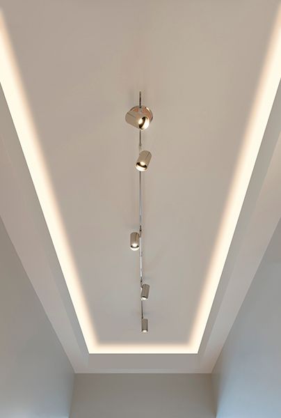 Lighting Minimalist, Gypsum Ceiling Design, Ceiling Shelves, Iphone Wallpaper Hd Nature, Shelf Lighting, Architectural Lighting, Minimalist Lighting, Lighting Modern, Recessed Ceiling