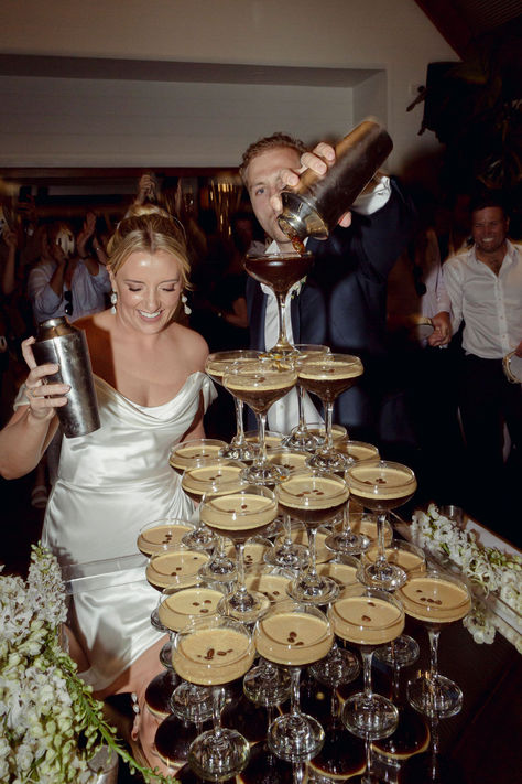 You've heard of a champagne tower, but how about an espresso martini tower? 📸 Justin Aaron Weddings Espresso Martini At Wedding, Espresso Martini Wedding Drink, Champagne Tower Engagement Party, Drink Tower Wedding, Espresso Martini Engagement Party, Wedding Martini Bar, Wedding Espresso Martini, Espresso Bar Wedding, Martini Tower