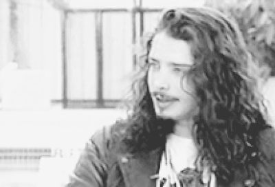 Chris Cornell. That smile is oh so missed. Chris Cornell 90s Aesthetic, Chris Cornell Gif, Soundgarden Chris Cornell, Chris Cornell Music, Chris Cornell Children, Feeling Minnesota, Chris Cornell 90s Gif, Pretty Blue Eyes, Temple Of The Dog