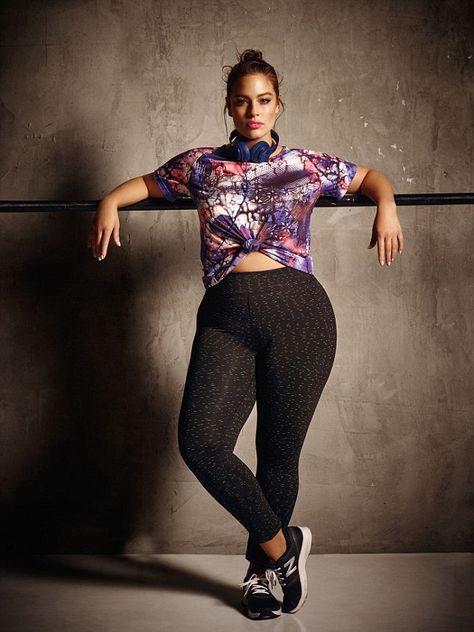 Fitness fanatic: Plus-size model Ashley Graham stars in Canadian retailer Addition Elle's new Nola activewear collection Look Adidas, Plus Size Workout, Addition Elle, Ashley Graham, Legging Outfits, Curvy Plus Size, Plus Size Models, Fitness Model, Curvy Fashion