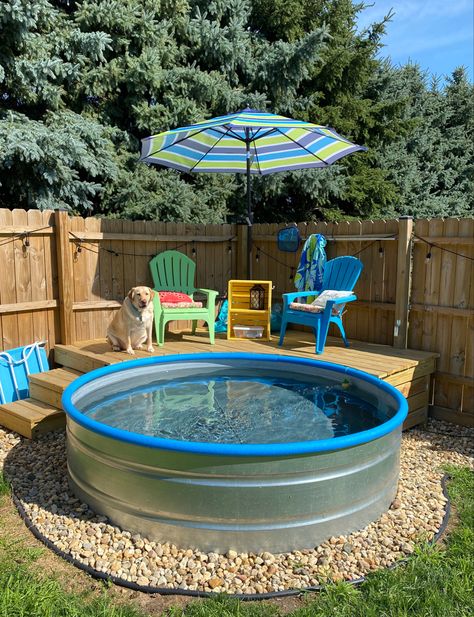 Round Pool Landscaping, Blow Up Pool Ideas Backyards, Cheap Pool Ideas Budget, Tank Pool Ideas, Stock Pool, Stock Tank Pool Ideas, Stock Tank Pools, Stock Tank Swimming Pool, Tank Swimming Pool