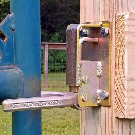 Cattle Gate Latch Ideas, Farm Gate Latch, Farm Gate Latch Ideas Diy, Farm Gate Ideas, Gate Latch Ideas Diy, Diy Gate Latch, Gate Latch Ideas, Iron Gate Latch, Cattle Gate