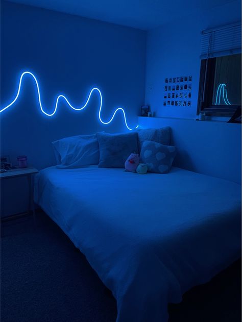 Led Bedroom Design, Room Strip Lights, Room Ideas Neon Lights, Neon Light In Bedroom, Led Light Placement Ideas Bedroom, Neon Light Bedroom Aesthetic, Neon Lights Design Ideas, Rgb Lights Bedroom, Neon Strip Lights Bedroom