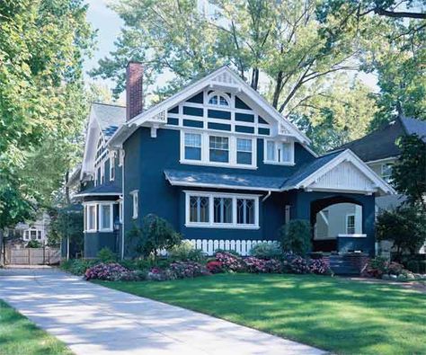 09-craftsman-color | Flickr - Photo Sharing! Bunglehouse Blue, Blue Craftsman, Stucco Colors, Stucco Siding, Stucco Homes, Craftsman Exterior, Craftsman Style Homes, Exterior Paint Colors For House, House Paint Exterior