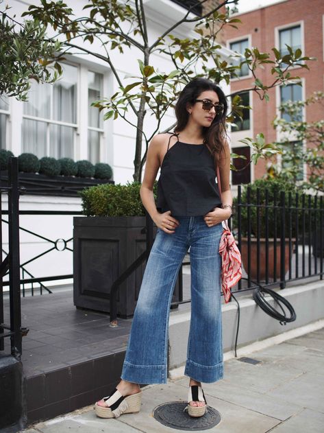 Culotte Jeans Outfit, Moda Casual Chic, Culotte Jeans, Denim Culottes, Outfits Con Jeans, Moda Denim, Style Casual Chic, Jeans Outfit Summer, Crop Flare