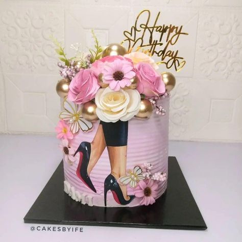 Cake For Women Elegant Birthday, 43 Birthday For Women Cake, Fashion Designer Cakes For Women, Woman Cake Ideas, Elegant Birthday Cakes For Women, Edible Print Cake, Unique Birthday Cakes, Girly Cakes, 60th Birthday Cakes