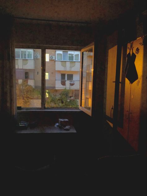 Eastern European House Aesthetic, Eastern Europe Apartment Aesthetic, Eastern European Room, Eastern European Bedroom, Soviet Apartment Aesthetic, Eastern European Aesthetic Dark, Eastern Europe Apartment, Soviet Apartment Interior, Eastern European Apartment