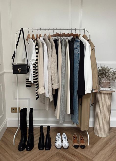 A Professional Spilled Her Best Closet Cleanout Advice | The Everygirl Minimal Closet, Create Capsule Wardrobe, Laura Byrnes, Closet Cleanout, Minimal Wardrobe, Minimalist Closet, Cleaning Out Closet, Autumn Wardrobe, Minimalist Capsule Wardrobe