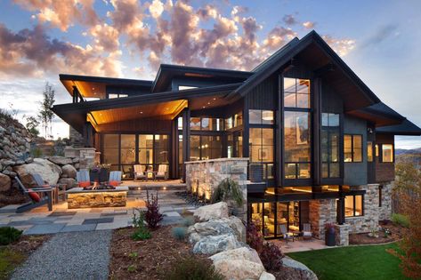 This two-story contemporary mountain home was designed in 2016 by Vertical Arts Architecture, located in Steamboat Springs, Colorado. Contemporary Mountain Home, Home Designs Exterior, Modern Mountain, Steamboat Springs, Design Exterior, Mountain Homes, Contemporary House Design, Luxury Homes Dream Houses, Mountain Home