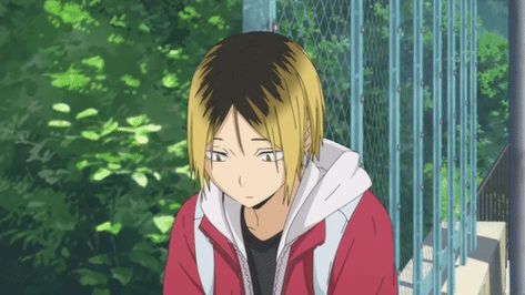 Kenma Gif, Asahi Haikyuu, Haikyuu Gif, Haikyuu Kenma, Aldnoah Zero, Japanese Drawings, Kuroo Tetsurou, Flowery Wallpaper, Kenma Kozume