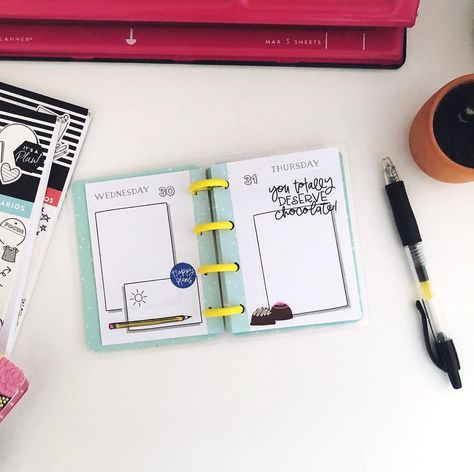 Micro Planner, Micro Happy Planner, Notebook Decoration, Planning Life, Planner Designs, Academic Aesthetic, Happy Planners, Bujo Planner, Planner Diy